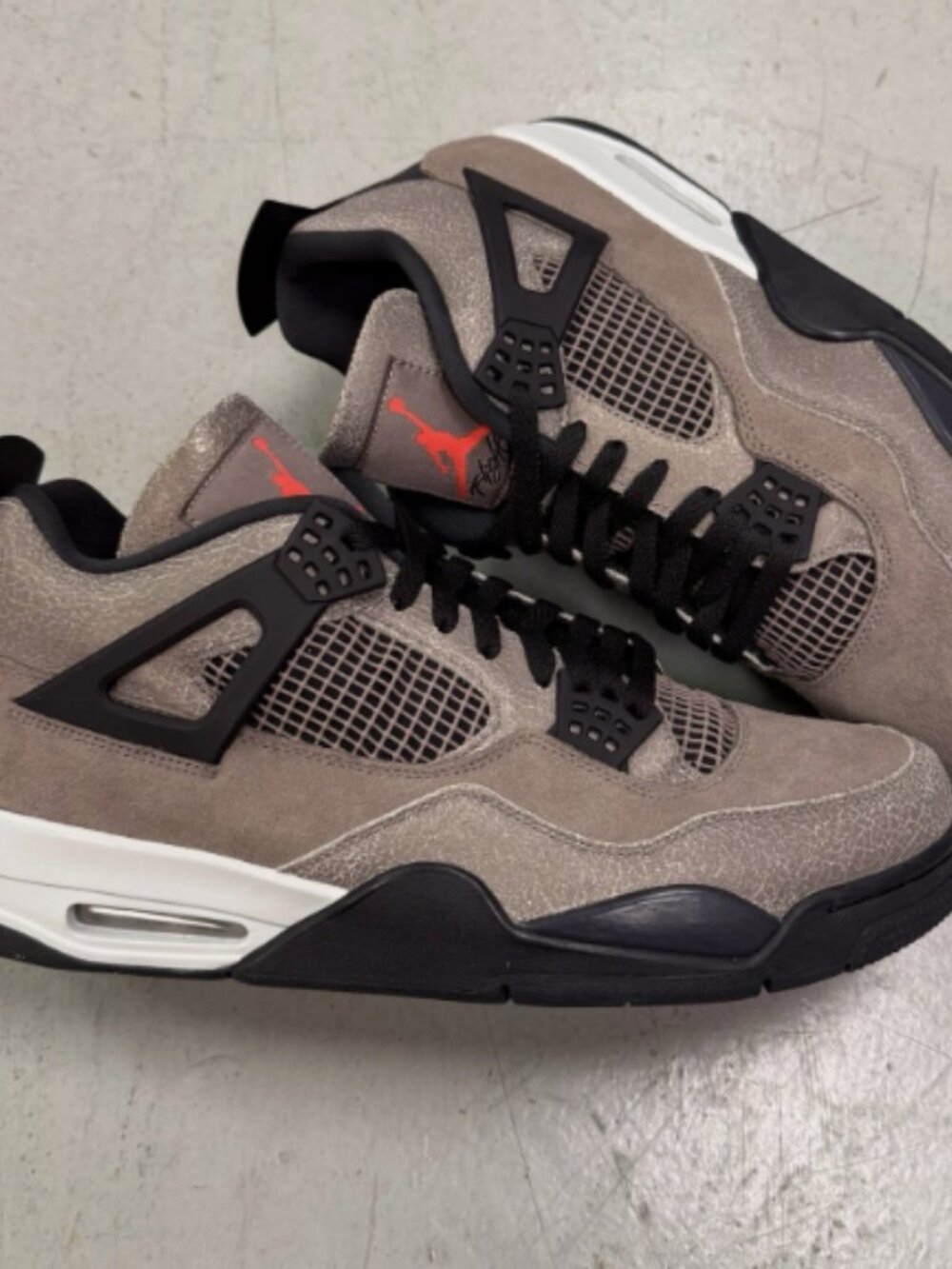 Nike Jordan 4 Retro Taupe Haze